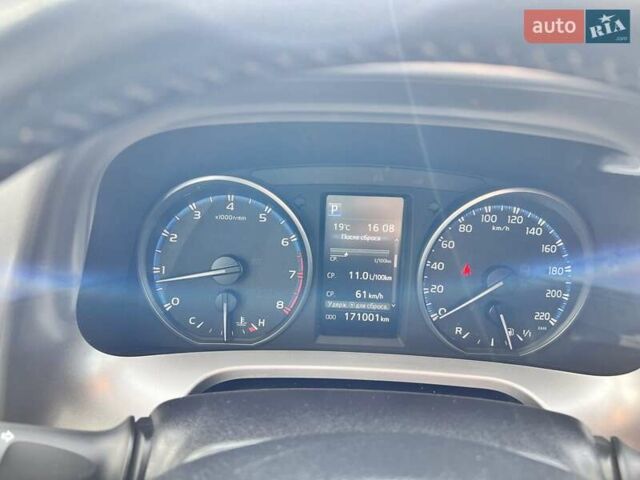 Белый Тойота РАВ 4, объемом двигателя 2 л и пробегом 171 тыс. км за 19999 $, фото 101 на Automoto.ua