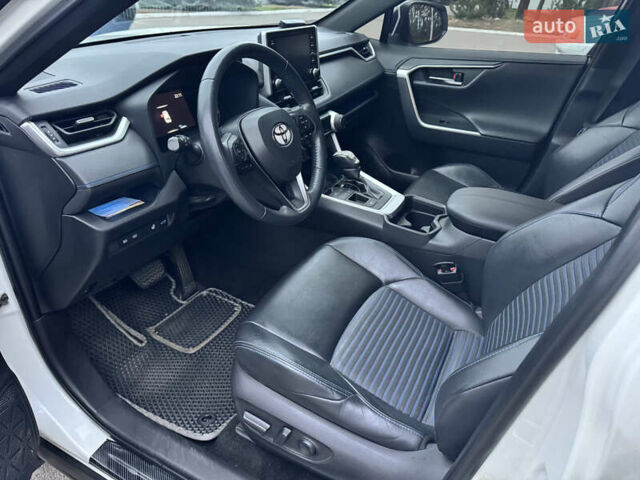 Белый Тойота РАВ 4, объемом двигателя 2.5 л и пробегом 62 тыс. км за 29900 $, фото 29 на Automoto.ua