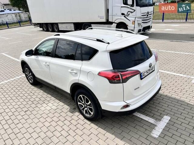 Белый Тойота РАВ 4, объемом двигателя 2 л и пробегом 171 тыс. км за 19999 $, фото 27 на Automoto.ua