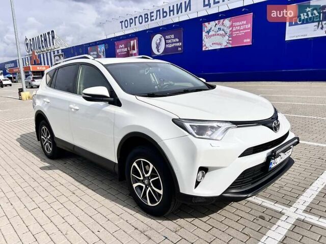Белый Тойота РАВ 4, объемом двигателя 2 л и пробегом 171 тыс. км за 19999 $, фото 25 на Automoto.ua
