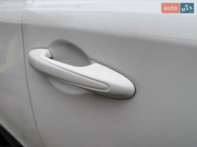 Белый Тойота РАВ 4, объемом двигателя 2.49 л и пробегом 98 тыс. км за 23999 $, фото 38 на Automoto.ua