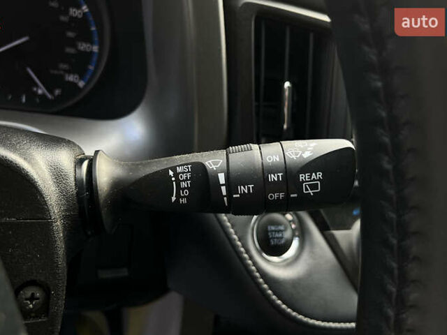 Белый Тойота РАВ 4, объемом двигателя 2.49 л и пробегом 95 тыс. км за 18699 $, фото 19 на Automoto.ua