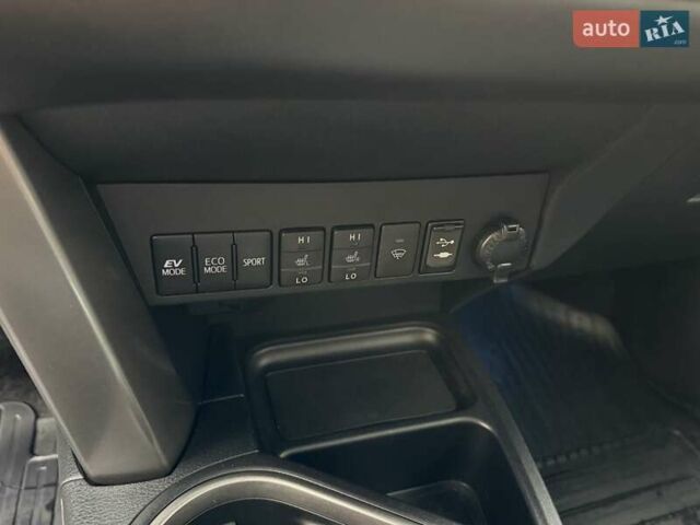 Белый Тойота РАВ 4, объемом двигателя 2.49 л и пробегом 98 тыс. км за 23999 $, фото 76 на Automoto.ua