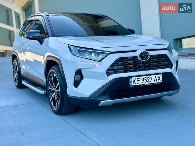 Белый Тойота РАВ 4, объемом двигателя 2 л и пробегом 88 тыс. км за 27700 $, фото 5 на Automoto.ua