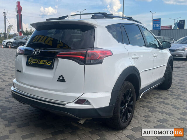 Білий Тойота РАВ 4, об'ємом двигуна 2.5 л та пробігом 95 тис. км за 21300 $, фото 6 на Automoto.ua
