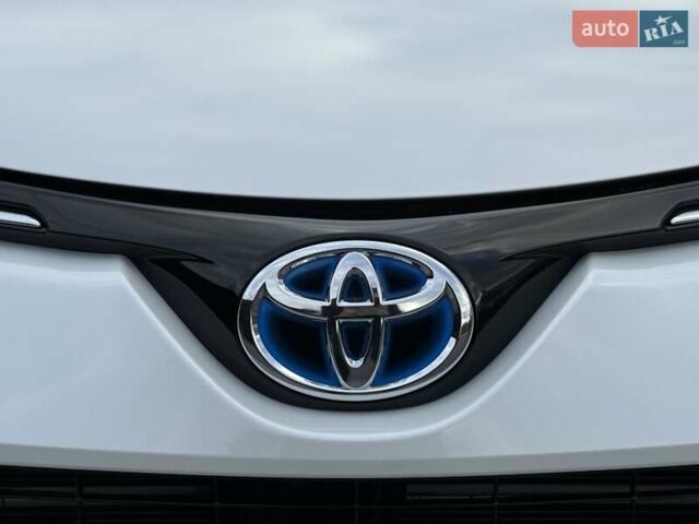 Белый Тойота РАВ 4, объемом двигателя 2.5 л и пробегом 117 тыс. км за 24300 $, фото 28 на Automoto.ua