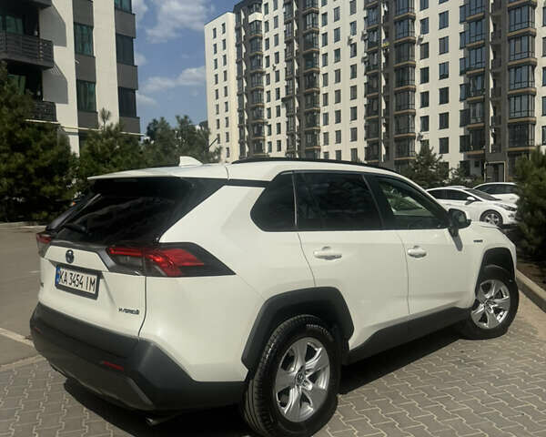 Белый Тойота РАВ 4, объемом двигателя 2.49 л и пробегом 140 тыс. км за 27000 $, фото 4 на Automoto.ua