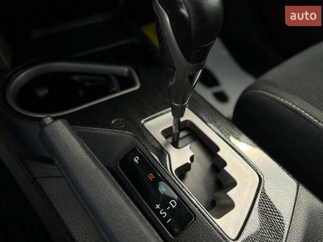 Белый Тойота РАВ 4, объемом двигателя 2.49 л и пробегом 95 тыс. км за 18699 $, фото 21 на Automoto.ua