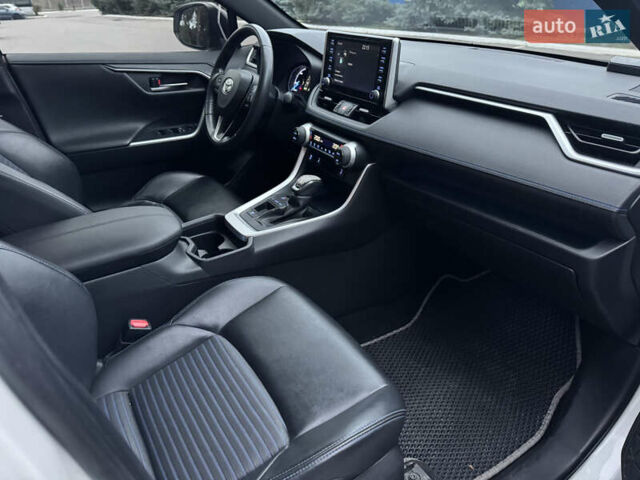 Белый Тойота РАВ 4, объемом двигателя 2.5 л и пробегом 62 тыс. км за 29900 $, фото 39 на Automoto.ua