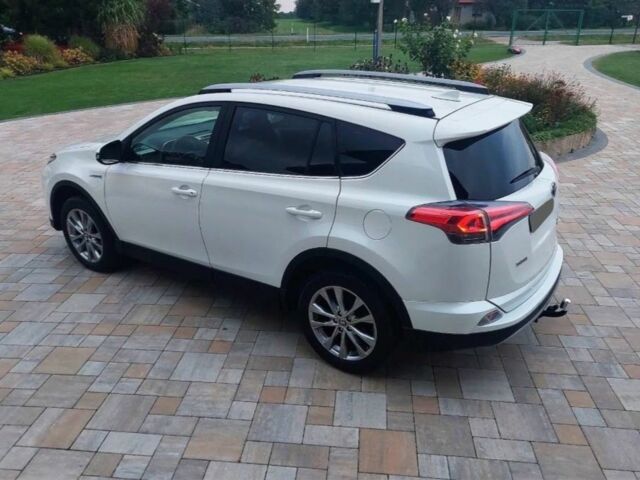 Білий Тойота РАВ 4, об'ємом двигуна 0 л та пробігом 140 тис. км за 12800 $, фото 2 на Automoto.ua