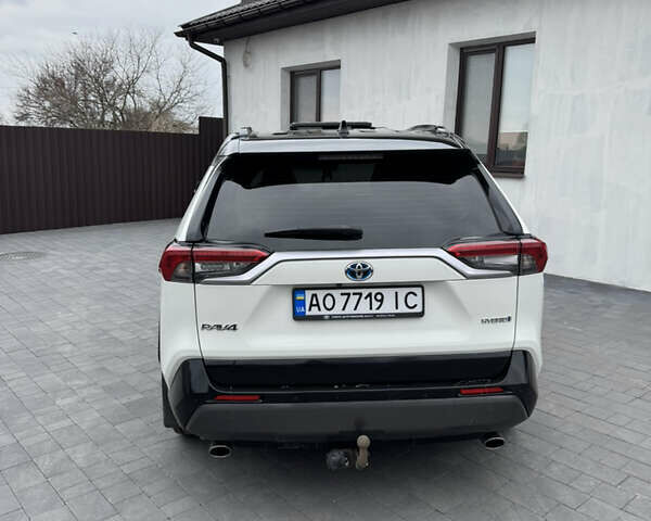 Белый Тойота РАВ 4, объемом двигателя 2.49 л и пробегом 120 тыс. км за 26000 $, фото 7 на Automoto.ua