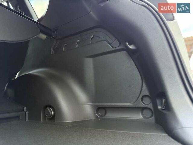 Белый Тойота РАВ 4, объемом двигателя 2.5 л и пробегом 117 тыс. км за 24300 $, фото 69 на Automoto.ua