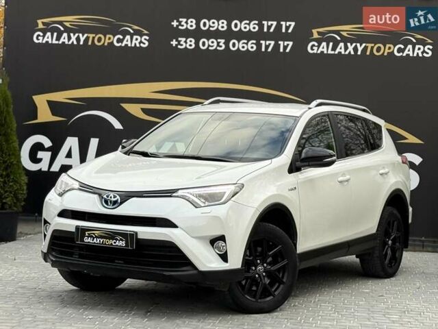 Белый Тойота РАВ 4, объемом двигателя 2.5 л и пробегом 117 тыс. км за 24300 $, фото 2 на Automoto.ua