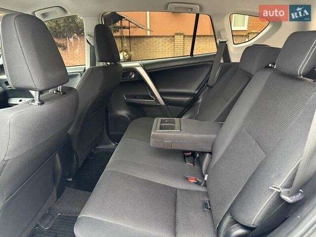 Белый Тойота РАВ 4, объемом двигателя 2.49 л и пробегом 98 тыс. км за 23999 $, фото 50 на Automoto.ua