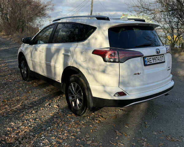 Білий Тойота РАВ 4, об'ємом двигуна 2.49 л та пробігом 150 тис. км за 22500 $, фото 4 на Automoto.ua