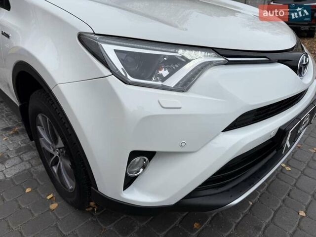 Белый Тойота РАВ 4, объемом двигателя 2.49 л и пробегом 98 тыс. км за 23999 $, фото 36 на Automoto.ua