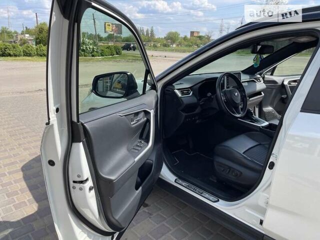 Белый Тойота РАВ 4, объемом двигателя 2.5 л и пробегом 113 тыс. км за 30500 $, фото 8 на Automoto.ua