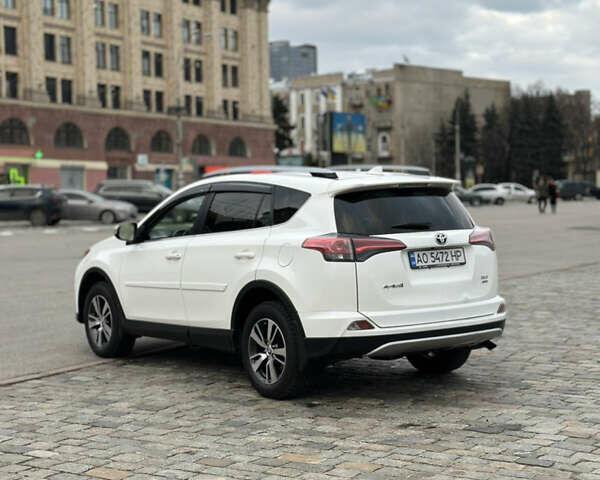 Білий Тойота РАВ 4, об'ємом двигуна 2.49 л та пробігом 163 тис. км за 18000 $, фото 13 на Automoto.ua