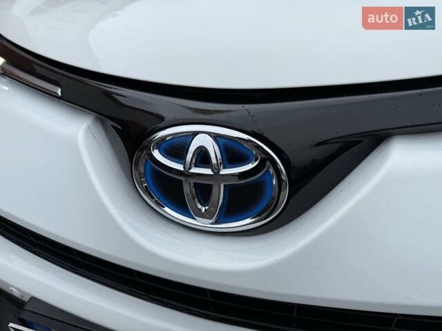 Белый Тойота РАВ 4, объемом двигателя 2.49 л и пробегом 98 тыс. км за 23999 $, фото 32 на Automoto.ua