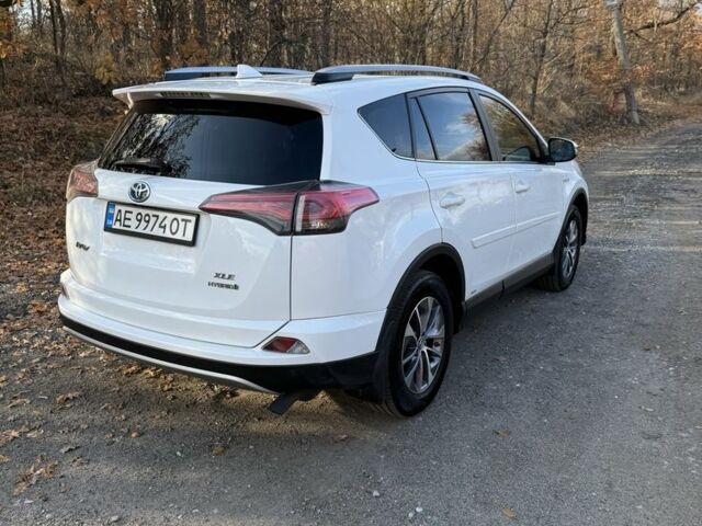 Белый Тойота РАВ 4, объемом двигателя 2.5 л и пробегом 150 тыс. км за 22500 $, фото 6 на Automoto.ua