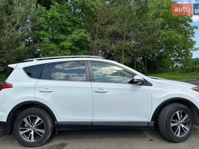 Білий Тойота РАВ 4, об'ємом двигуна 2.5 л та пробігом 115 тис. км за 19000 $, фото 7 на Automoto.ua