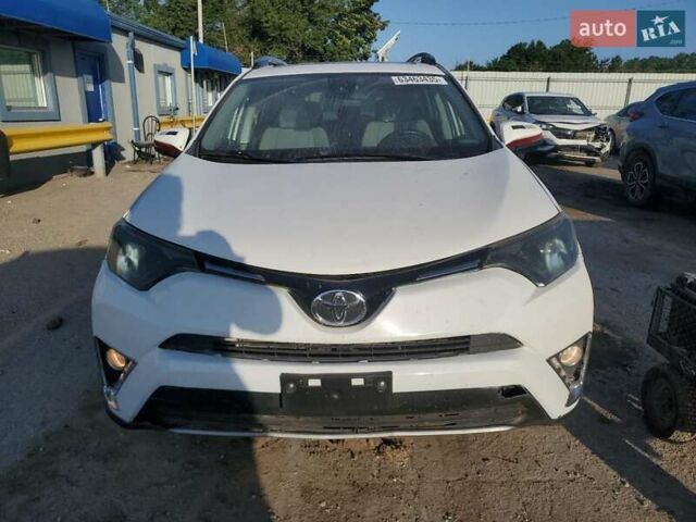 Білий Тойота РАВ 4, об'ємом двигуна 2.49 л та пробігом 85 тис. км за 4500 $, фото 4 на Automoto.ua