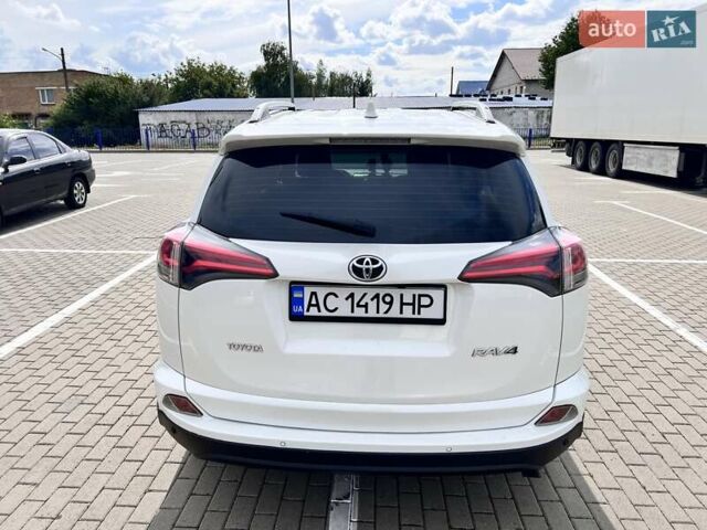 Белый Тойота РАВ 4, объемом двигателя 2 л и пробегом 171 тыс. км за 19999 $, фото 19 на Automoto.ua