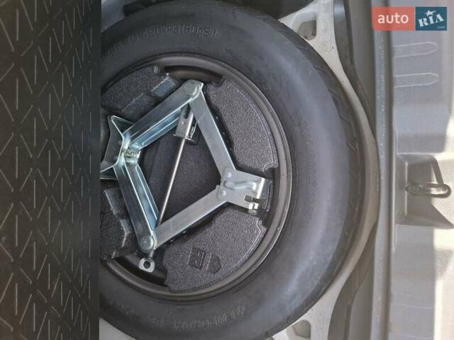 Белый Тойота РАВ 4, объемом двигателя 2.49 л и пробегом 135 тыс. км за 29500 $, фото 32 на Automoto.ua