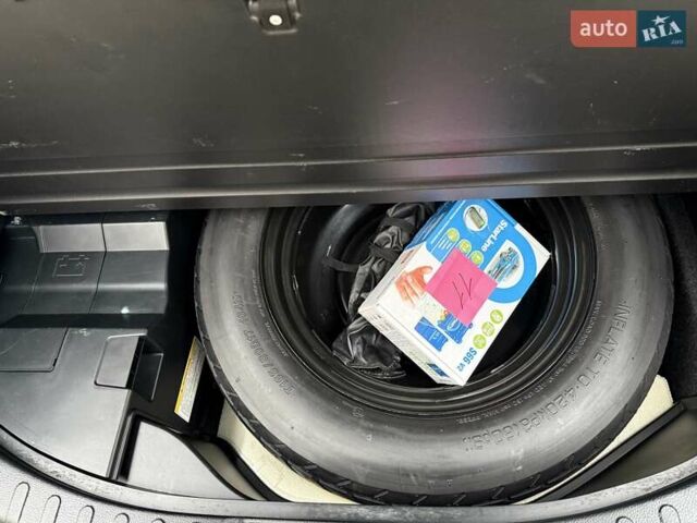 Белый Тойота РАВ 4, объемом двигателя 2.49 л и пробегом 98 тыс. км за 23999 $, фото 55 на Automoto.ua