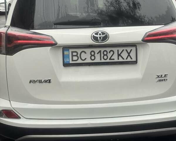 Белый Тойота РАВ 4, объемом двигателя 2.49 л и пробегом 119 тыс. км за 19000 $, фото 28 на Automoto.ua