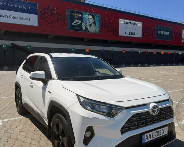 Белый Тойота РАВ 4, объемом двигателя 2.49 л и пробегом 91 тыс. км за 32000 $, фото 2 на Automoto.ua
