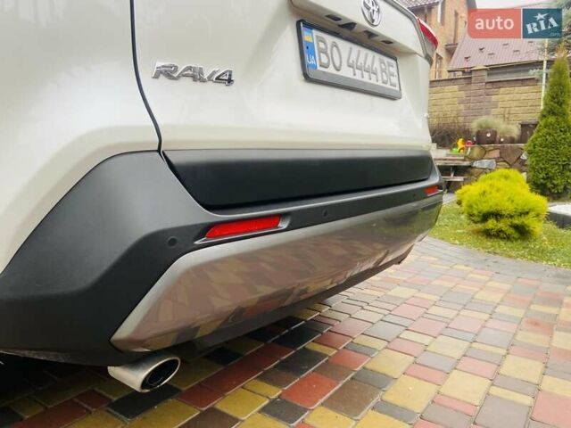 Белый Тойота РАВ 4, объемом двигателя 2 л и пробегом 41 тыс. км за 30700 $, фото 29 на Automoto.ua