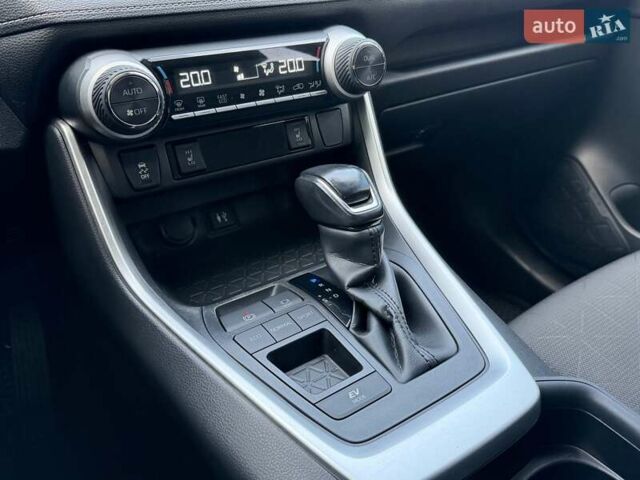 Белый Тойота РАВ 4, объемом двигателя 2.5 л и пробегом 105 тыс. км за 29900 $, фото 29 на Automoto.ua