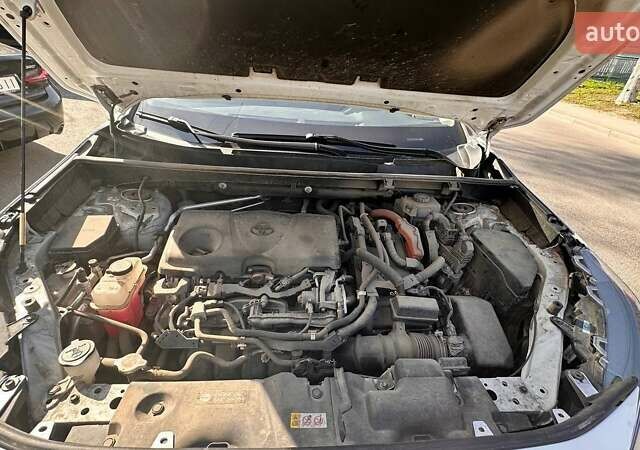 Білий Тойота РАВ 4, об'ємом двигуна 2.5 л та пробігом 121 тис. км за 27000 $, фото 18 на Automoto.ua