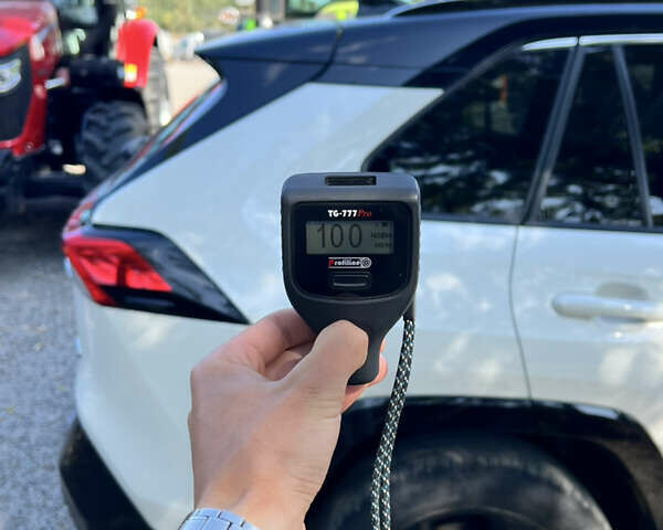 Білий Тойота РАВ 4, об'ємом двигуна 2.49 л та пробігом 109 тис. км за 32900 $, фото 29 на Automoto.ua