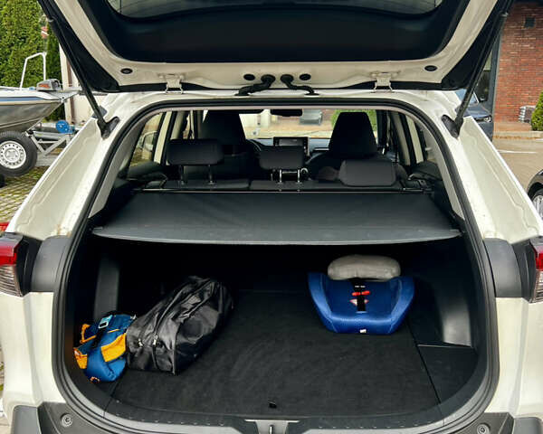 Белый Тойота РАВ 4, объемом двигателя 1.99 л и пробегом 24 тыс. км за 30500 $, фото 14 на Automoto.ua