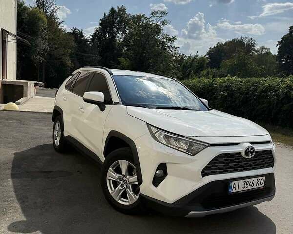 Белый Тойота РАВ 4, объемом двигателя 1.99 л и пробегом 165 тыс. км за 27000 $, фото 5 на Automoto.ua