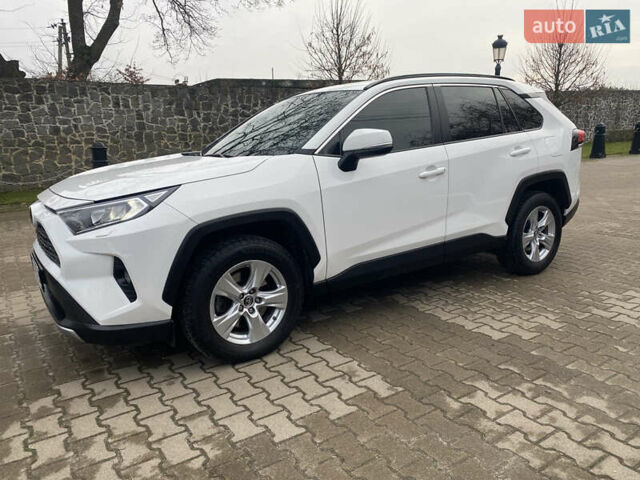 Білий Тойота РАВ 4, об'ємом двигуна 1.99 л та пробігом 55 тис. км за 27800 $, фото 4 на Automoto.ua