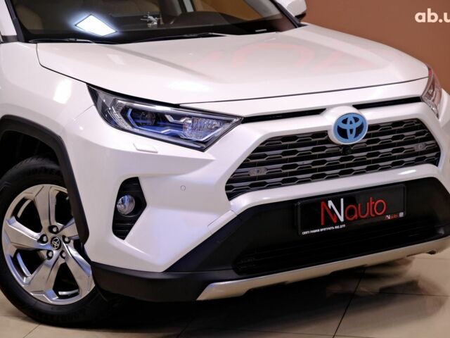 Белый Тойота РАВ 4, объемом двигателя 2.5 л и пробегом 98 тыс. км за 32900 $, фото 2 на Automoto.ua