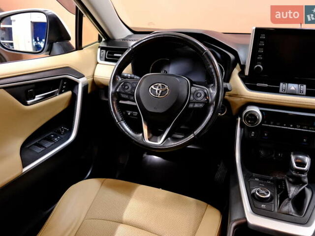 Білий Тойота РАВ 4, об'ємом двигуна 2.5 л та пробігом 98 тис. км за 32900 $, фото 51 на Automoto.ua