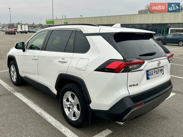 Білий Тойота РАВ 4, об'ємом двигуна 1.99 л та пробігом 82 тис. км за 28000 $, фото 6 на Automoto.ua