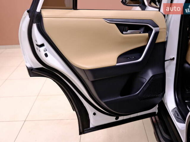 Білий Тойота РАВ 4, об'ємом двигуна 2.5 л та пробігом 98 тис. км за 32900 $, фото 37 на Automoto.ua