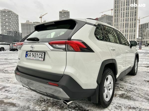 Белый Тойота РАВ 4, объемом двигателя 2 л и пробегом 18 тыс. км за 31500 $, фото 7 на Automoto.ua