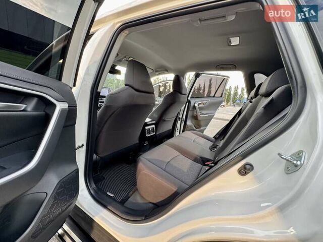 Белый Тойота РАВ 4, объемом двигателя 1.99 л и пробегом 93 тыс. км за 26900 $, фото 35 на Automoto.ua