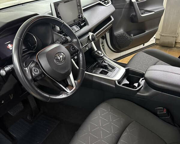 Белый Тойота РАВ 4, объемом двигателя 2.49 л и пробегом 80 тыс. км за 31700 $, фото 30 на Automoto.ua