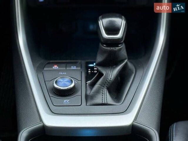 Білий Тойота РАВ 4, об'ємом двигуна 2.49 л та пробігом 128 тис. км за 29900 $, фото 51 на Automoto.ua