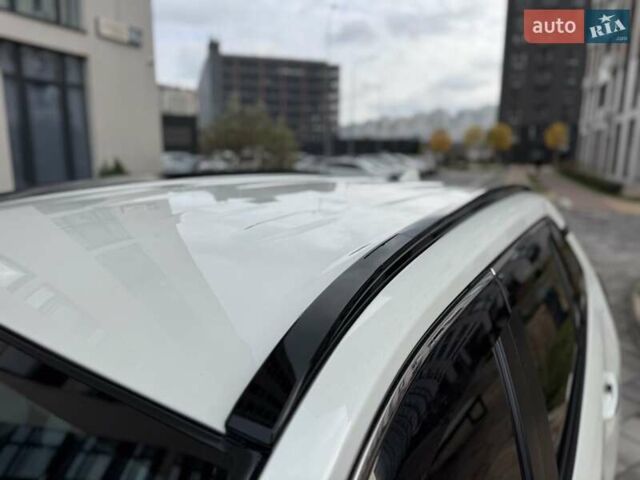 Белый Тойота РАВ 4, объемом двигателя 1.99 л и пробегом 99 тыс. км за 27500 $, фото 10 на Automoto.ua