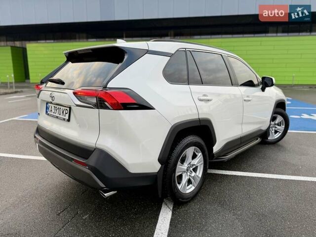 Білий Тойота РАВ 4, об'ємом двигуна 1.99 л та пробігом 93 тис. км за 25900 $, фото 15 на Automoto.ua