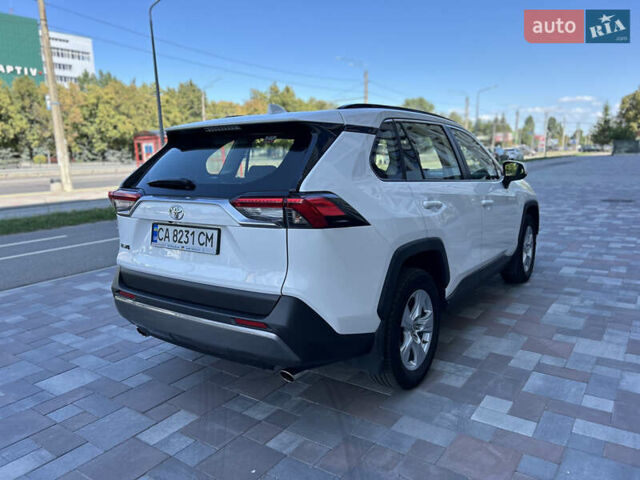 Белый Тойота РАВ 4, объемом двигателя 2 л и пробегом 70 тыс. км за 28750 $, фото 6 на Automoto.ua