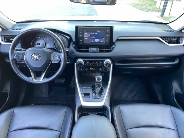 Білий Тойота РАВ 4, об'ємом двигуна 2.5 л та пробігом 36 тис. км за 14000 $, фото 14 на Automoto.ua